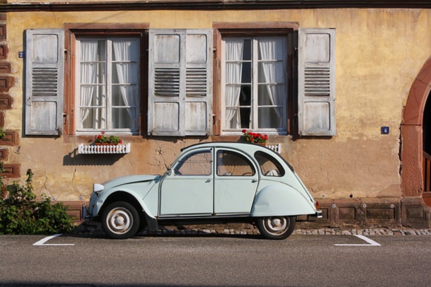 Vintage Tour Béarn : Balade en voiture ancienne